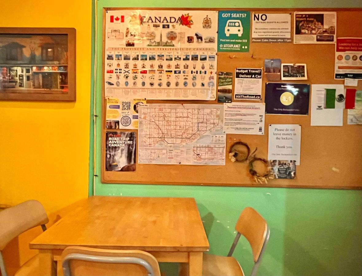 The Only Backpacker'S Inn (Adults Only) Toronto Bagian luar foto