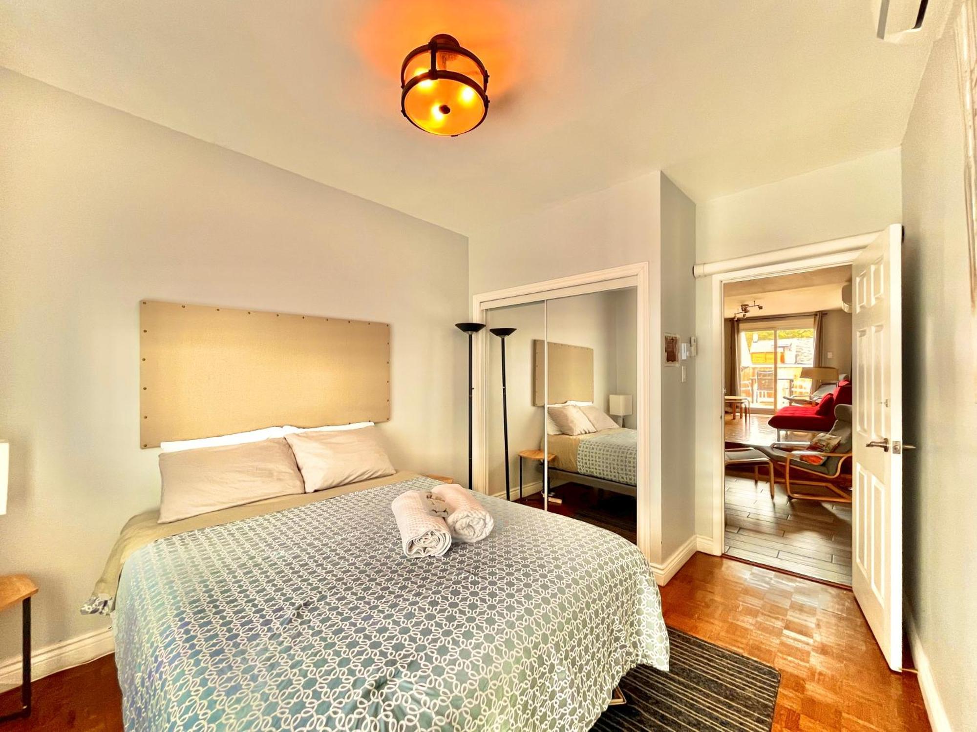 The Only Backpacker'S Inn (Adults Only) Toronto Bagian luar foto