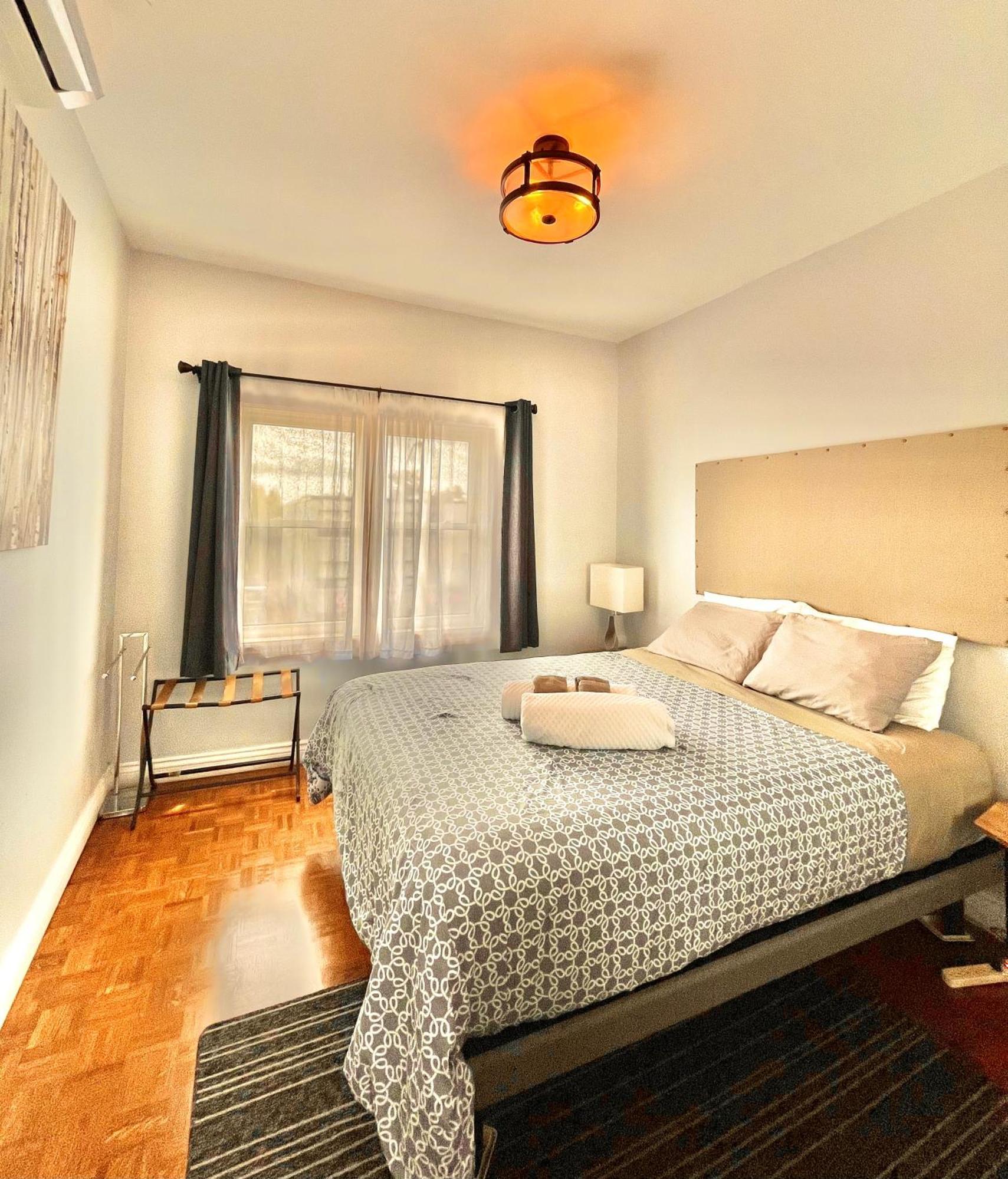 The Only Backpacker'S Inn (Adults Only) Toronto Bagian luar foto