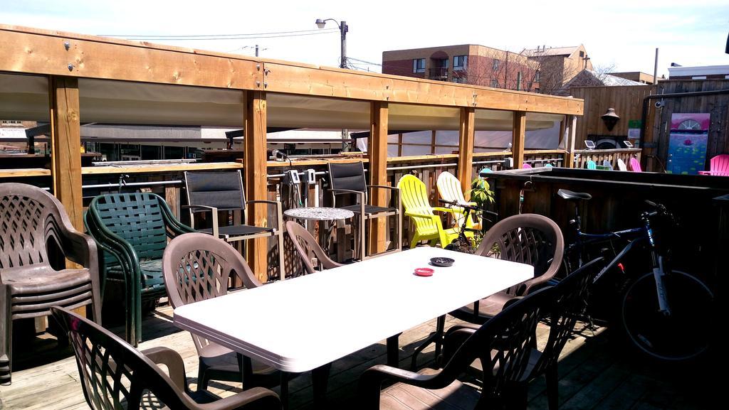 The Only Backpacker'S Inn (Adults Only) Toronto Bagian luar foto